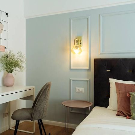 Bright 2Br Apartment - Top Location - City Balcony 부쿠레슈티 외부 사진