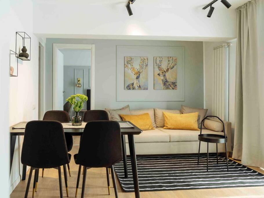 Bright 2Br Apartment - Top Location - City Balcony 부쿠레슈티 외부 사진