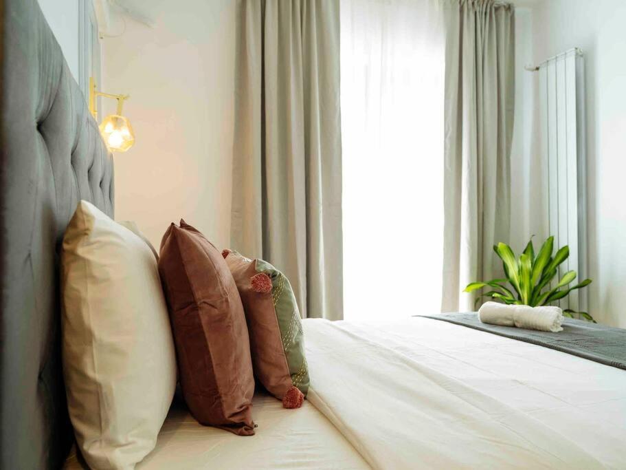 Bright 2Br Apartment - Top Location - City Balcony 부쿠레슈티 외부 사진