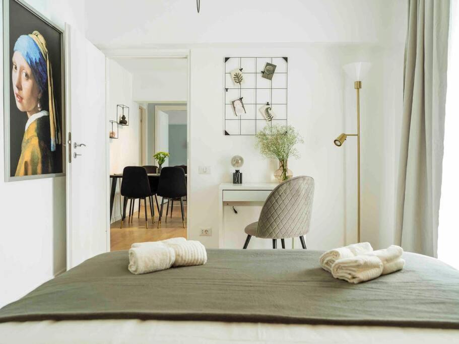 Bright 2Br Apartment - Top Location - City Balcony 부쿠레슈티 외부 사진