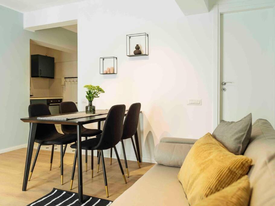 Bright 2Br Apartment - Top Location - City Balcony 부쿠레슈티 외부 사진