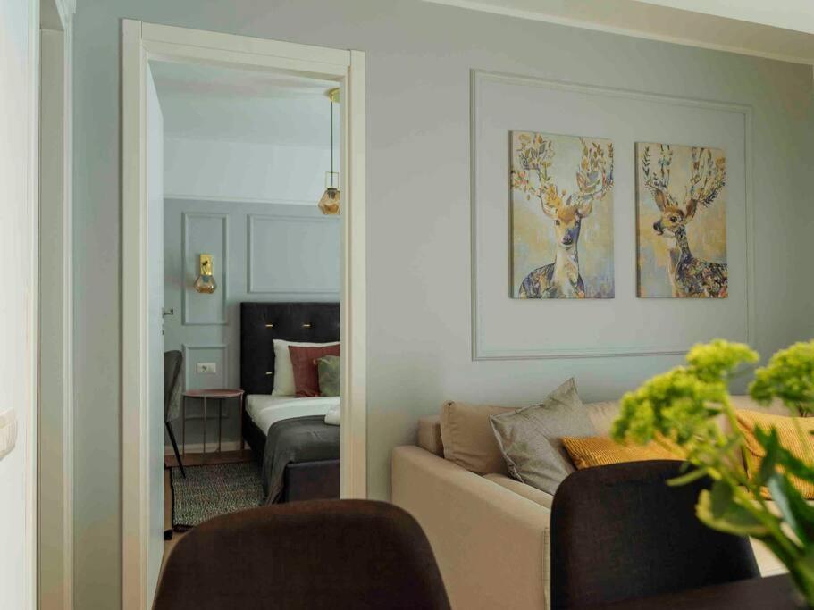 Bright 2Br Apartment - Top Location - City Balcony 부쿠레슈티 외부 사진