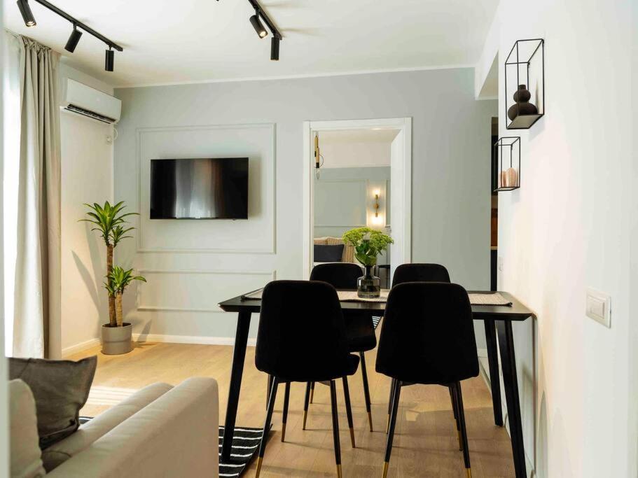 Bright 2Br Apartment - Top Location - City Balcony 부쿠레슈티 외부 사진
